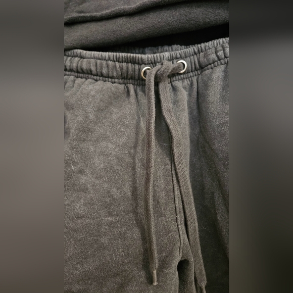 RECYCLED THREADS Sporty Wellness Club Sweatshirt/shorts Set. Charcoal.XS NWT - Picture 13 of 15